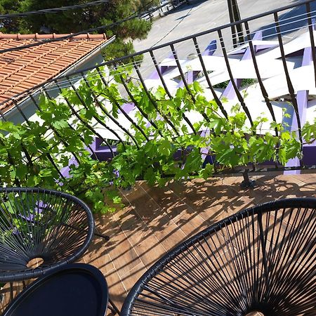 Appartamento Jardin Kapetanova Kuca Veli Iž Esterno foto