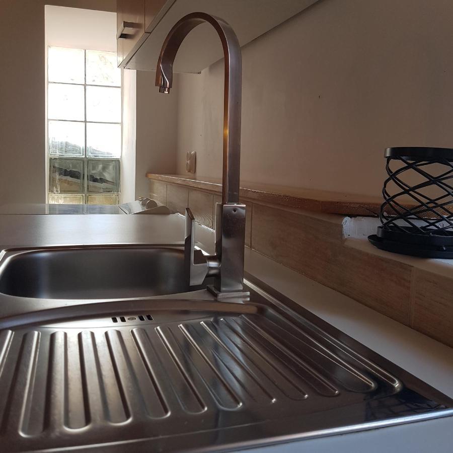 Appartamento Jardin Kapetanova Kuca Veli Iž Esterno foto