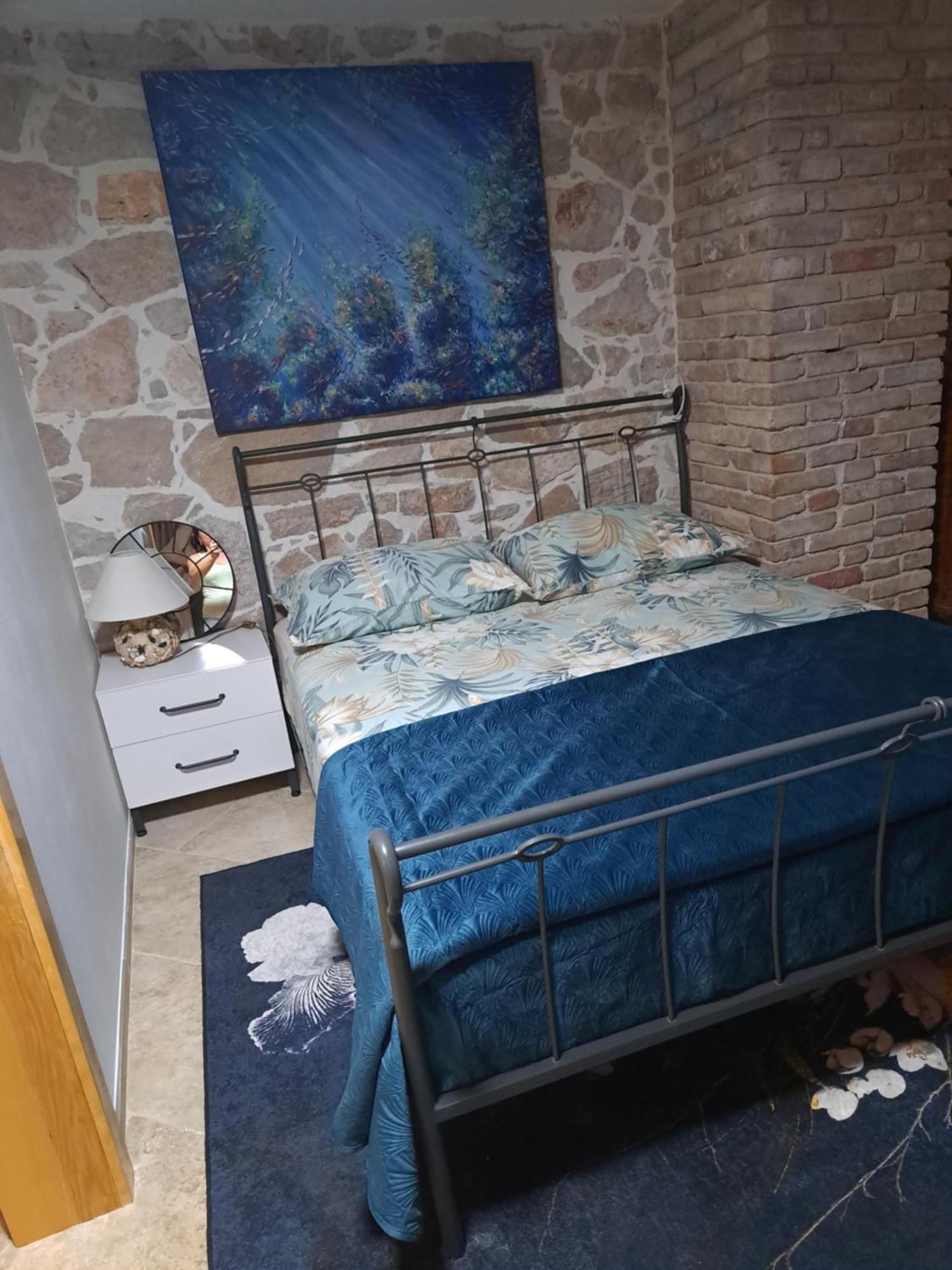 Appartamento Jardin Kapetanova Kuca Veli Iž Esterno foto